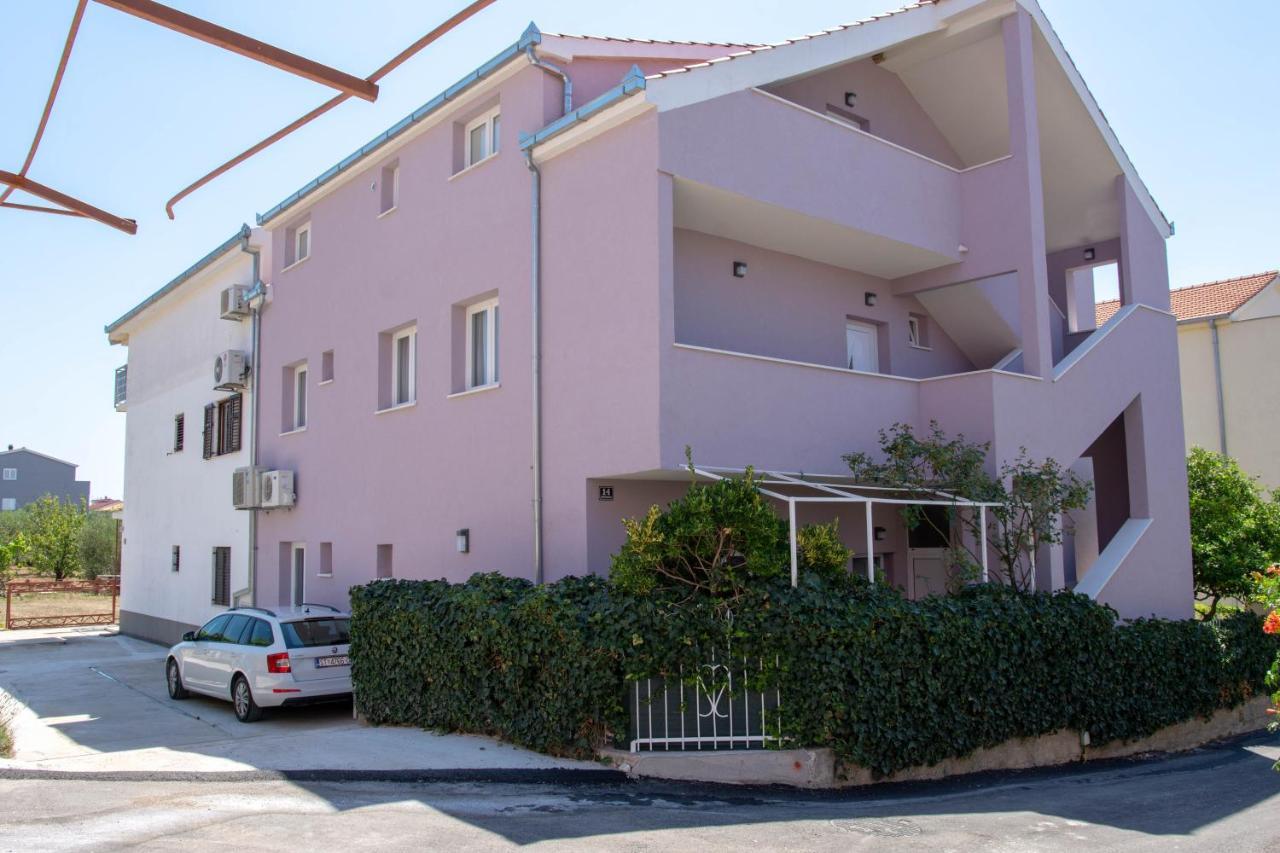 Apartment Ana Kaštela Екстериор снимка