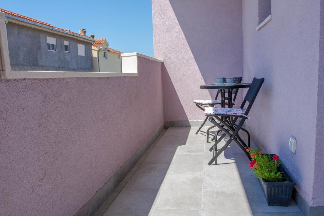 Apartment Ana Kaštela Екстериор снимка