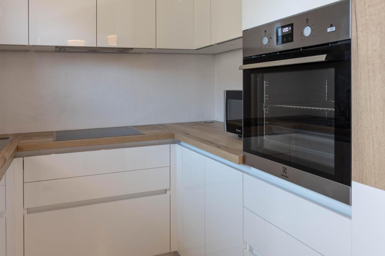 Apartment Ana Kaštela Екстериор снимка